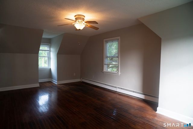 6 Harry Drive, West Haven, CT 06516