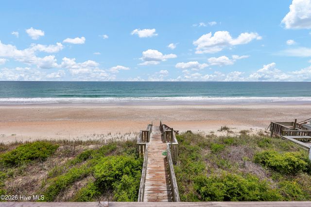 608 S Shore Drive, Surf City, NC 28445