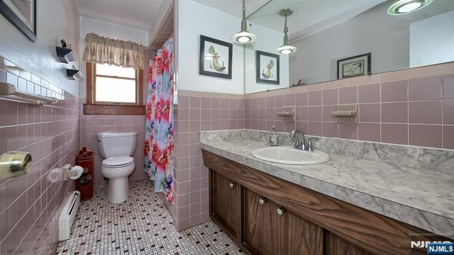 277 French Hill Road, Wayne, NJ 07470