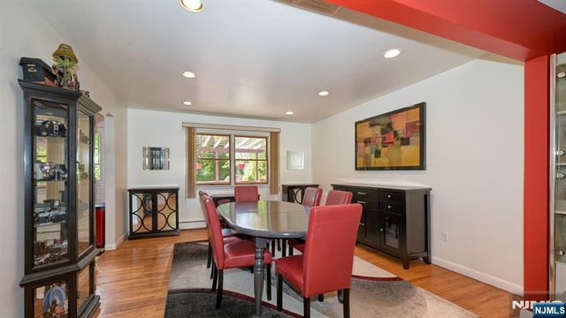 277 French Hill Road, Wayne, NJ 07470