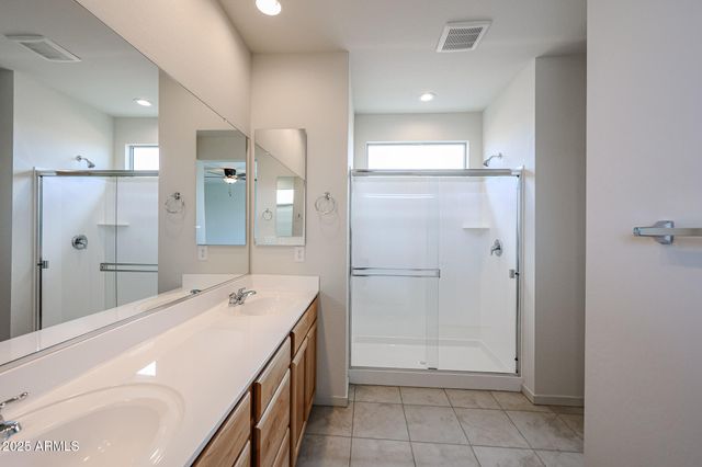 25413 N 172nd Lane, Surprise, AZ 85387