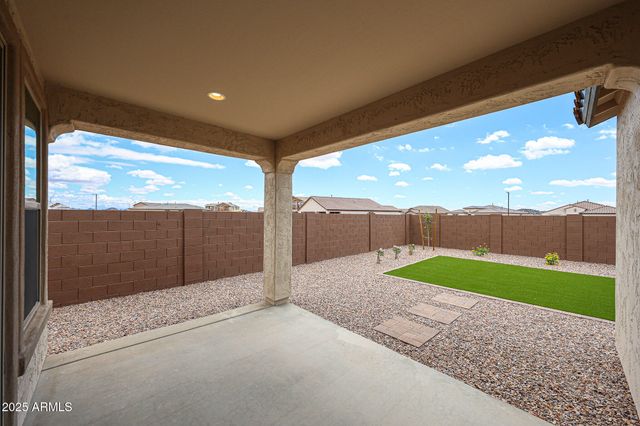 25413 N 172nd Lane, Surprise, AZ 85387