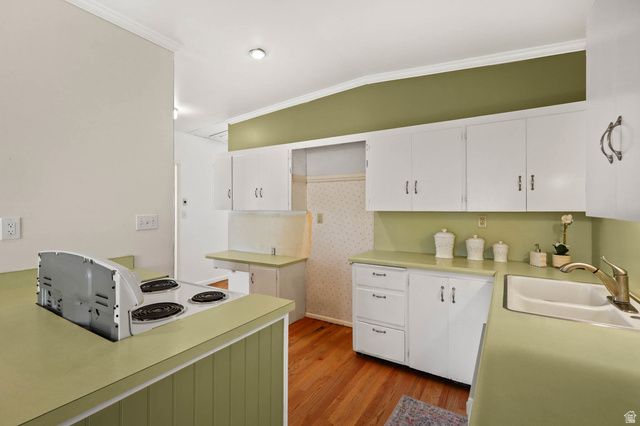 2676 E CAPRICORN WAY, Salt Lake City, UT 84124