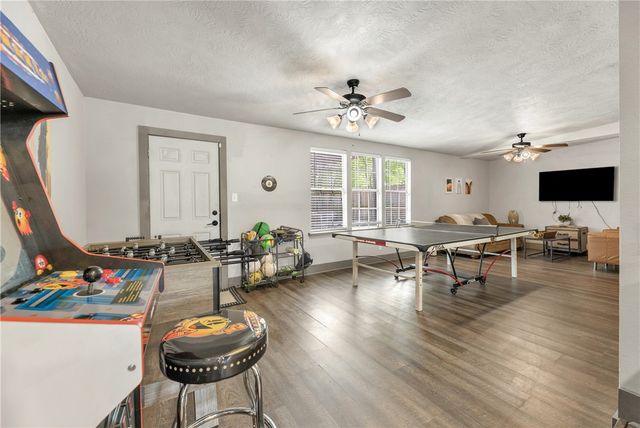 102 Moss Street, College Station, TX 77840