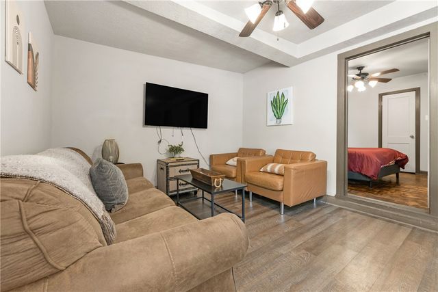 102 Moss Street, College Station, TX 77840