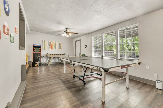 102 Moss Street, College Station, TX 77840