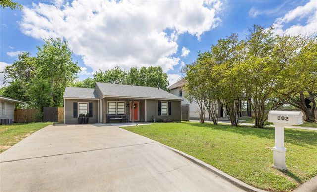 102 Moss Street, College Station, TX 77840