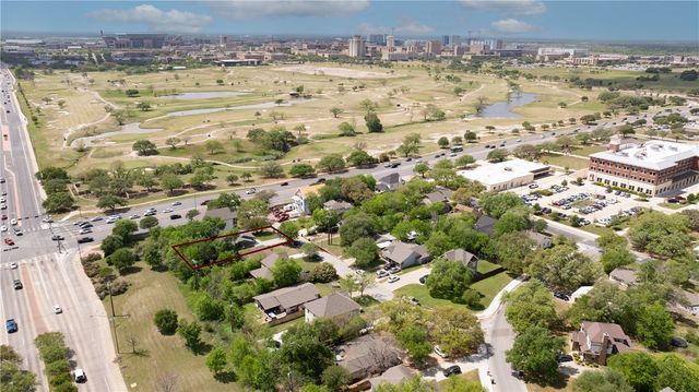 102 Moss Street, College Station, TX 77840