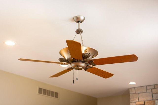 2417 Woodvale Trail, Brighton, MI 48114