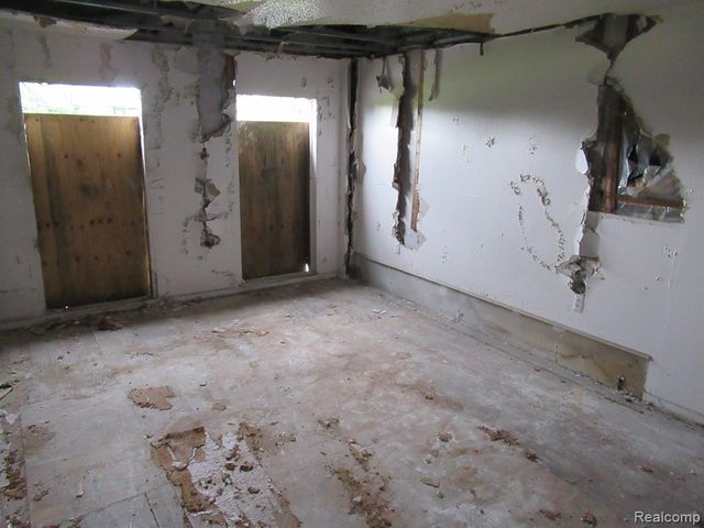 2987 Gladstone Street, Detroit, MI 48206