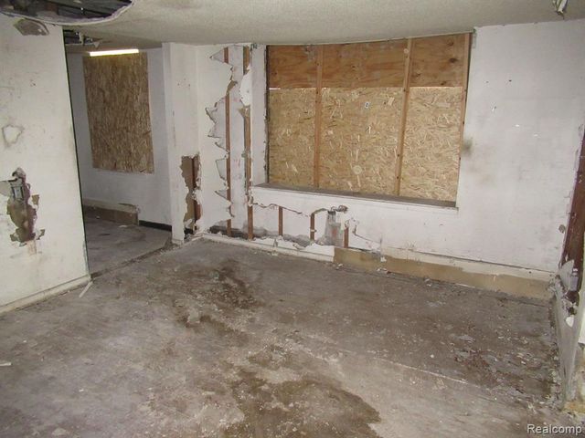 2987 Gladstone Street, Detroit, MI 48206