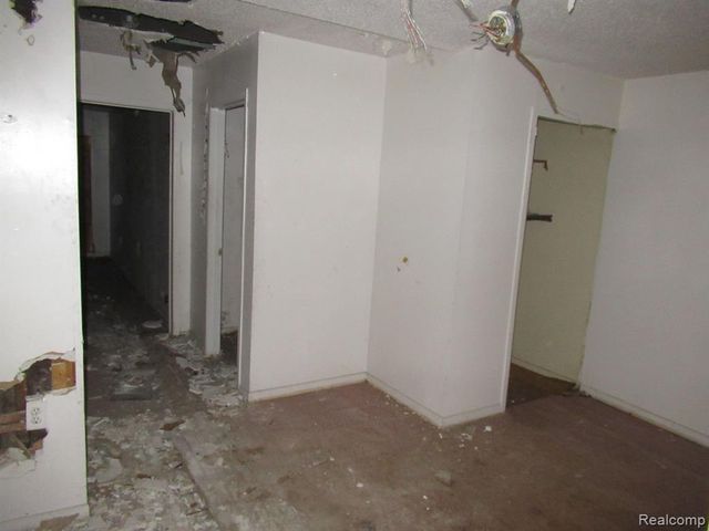 2987 Gladstone Street, Detroit, MI 48206