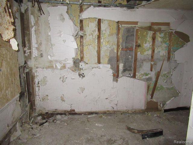 2987 Gladstone Street, Detroit, MI 48206