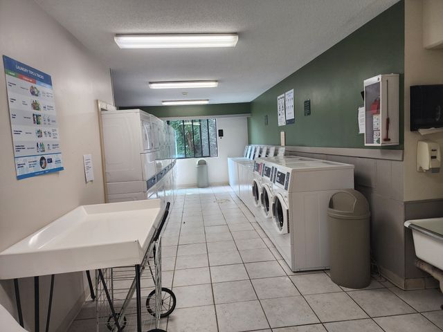 1500 Worcester Rd. 411, Framingham, MA 01702