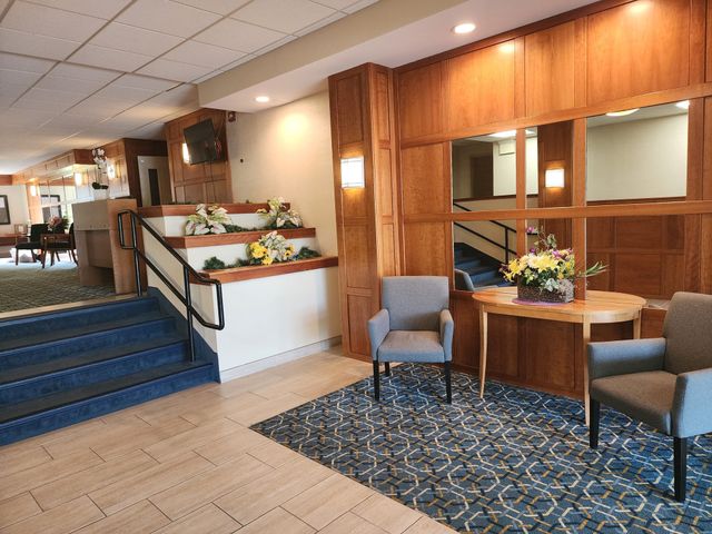 1500 Worcester Rd. 411, Framingham, MA 01702
