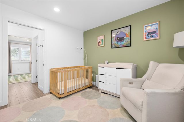 16557 Vine Terrace, Van Nuys, CA 91406