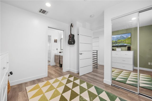 16557 Vine Terrace, Van Nuys, CA 91406