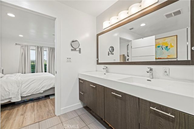 16557 Vine Terrace, Van Nuys, CA 91406