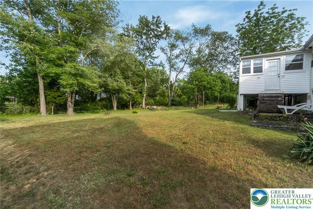 2132 Clearview Avenue, Stroud Twp, PA 18360