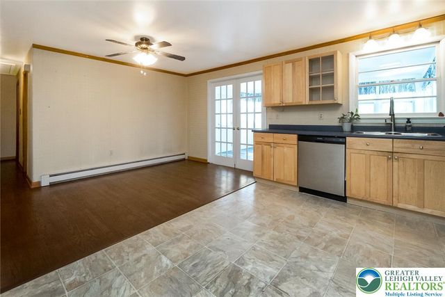 2132 Clearview Avenue, Stroud Twp, PA 18360
