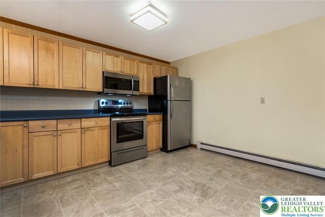 2132 Clearview Avenue, Stroud Twp, PA 18360