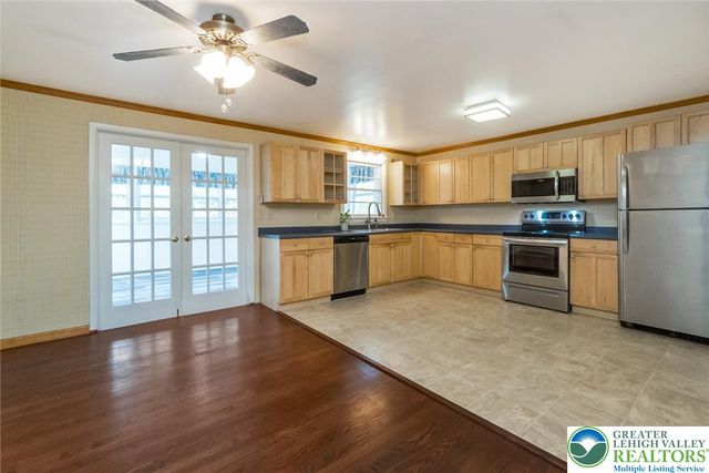 2132 Clearview Avenue, Stroud Twp, PA 18360