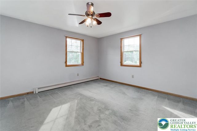 2132 Clearview Avenue, Stroud Twp, PA 18360