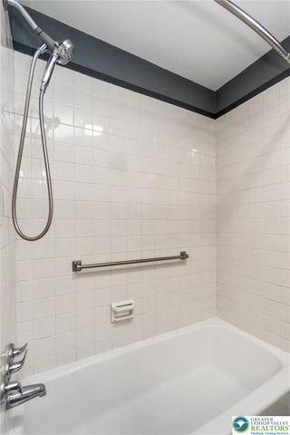 2132 Clearview Avenue, Stroud Twp, PA 18360