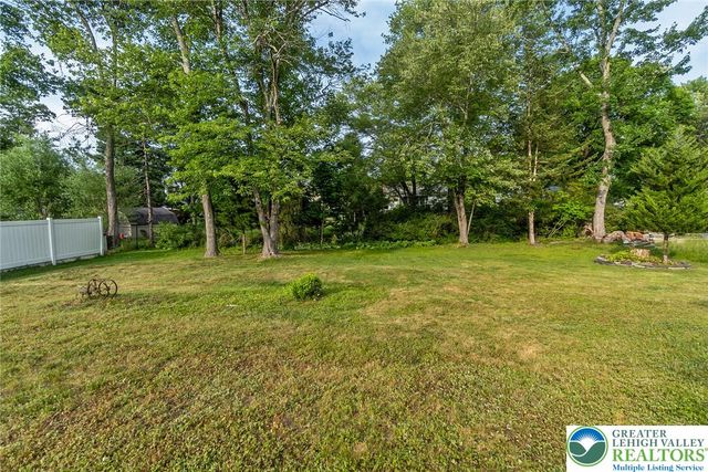 2132 Clearview Avenue, Stroud Twp, PA 18360
