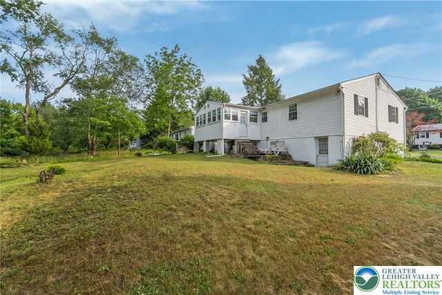 2132 Clearview Avenue, Stroud Twp, PA 18360