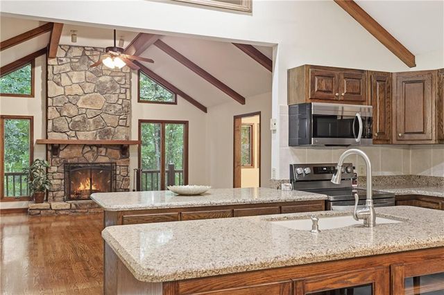 925 Horseshoe Bend Road, Dahlonega, GA 30533