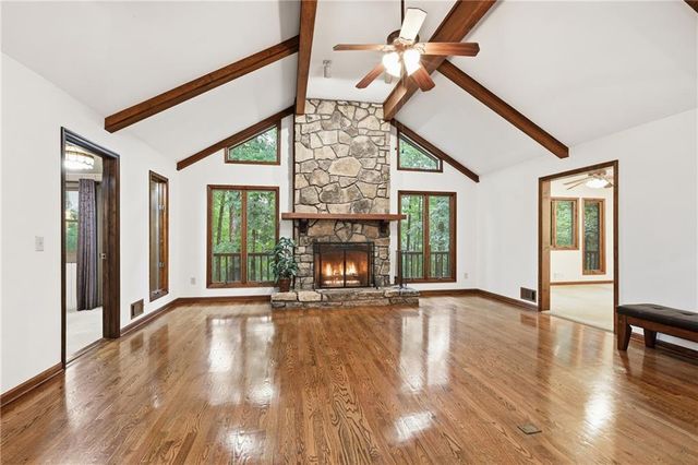 925 Horseshoe Bend Road, Dahlonega, GA 30533