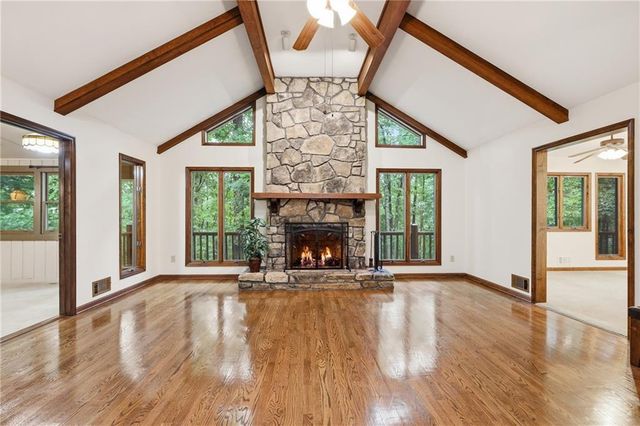925 Horseshoe Bend Road, Dahlonega, GA 30533