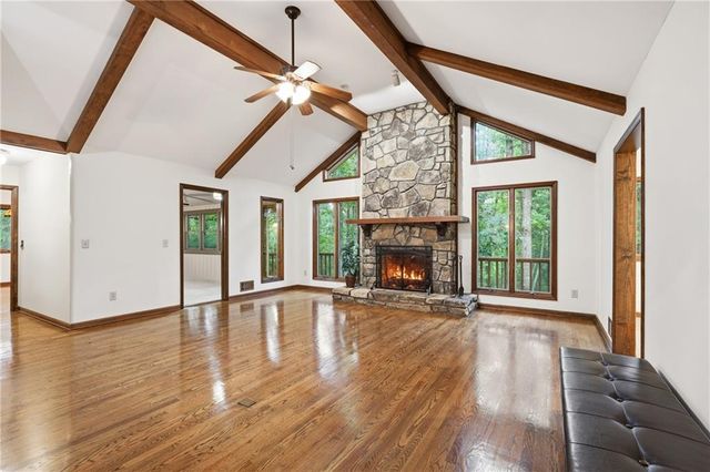 925 Horseshoe Bend Road, Dahlonega, GA 30533