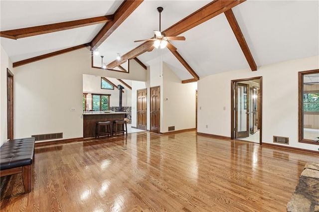 925 Horseshoe Bend Road, Dahlonega, GA 30533