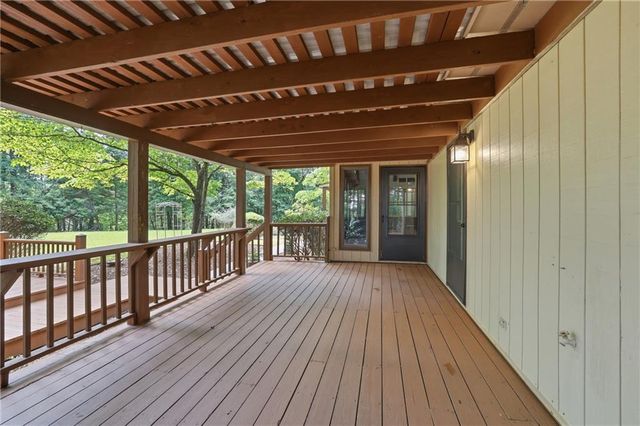 925 Horseshoe Bend Road, Dahlonega, GA 30533