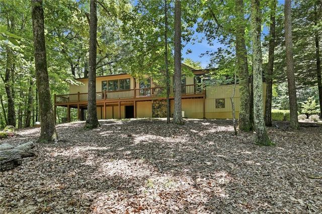 925 Horseshoe Bend Road, Dahlonega, GA 30533