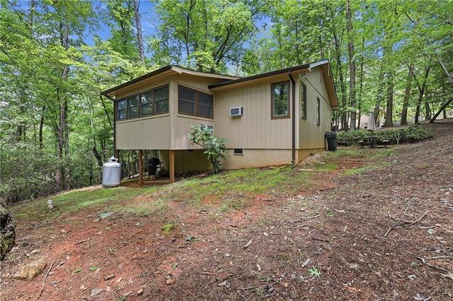 925 Horseshoe Bend Road, Dahlonega, GA 30533