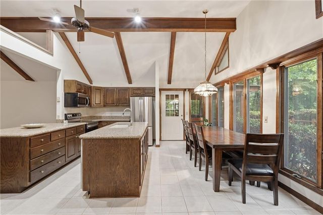 925 Horseshoe Bend Road, Dahlonega, GA 30533