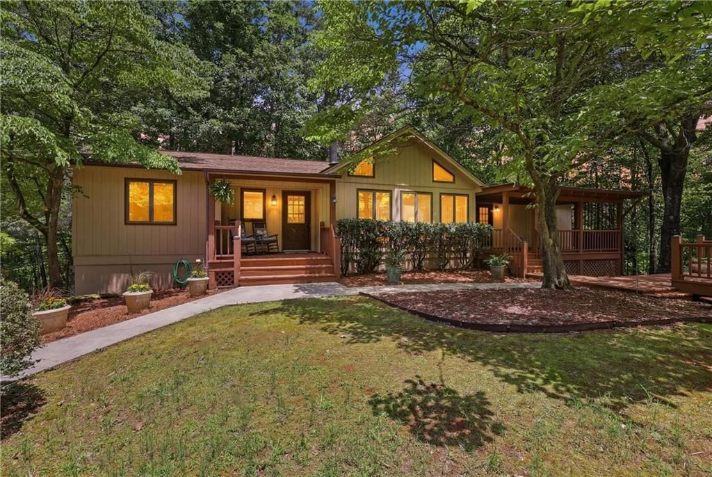 925 Horseshoe Bend Road, Dahlonega, GA 30533
