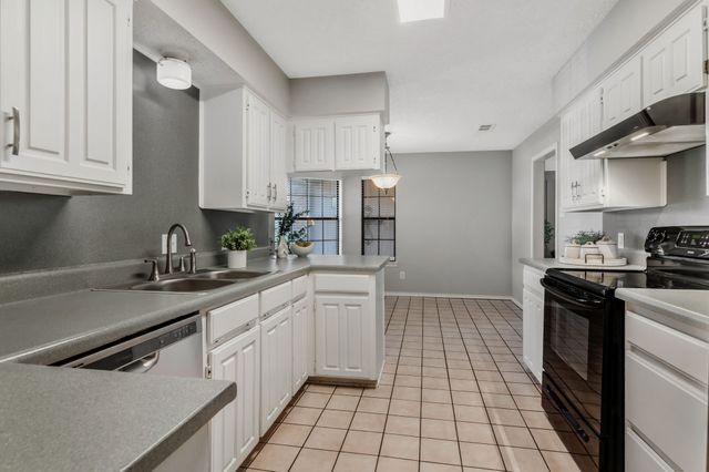 6516 N Park Drive, Watauga, TX 76148