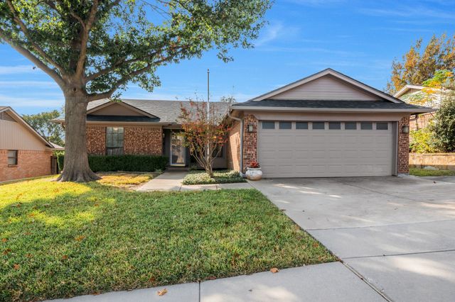 6516 N Park Drive, Watauga, TX 76148