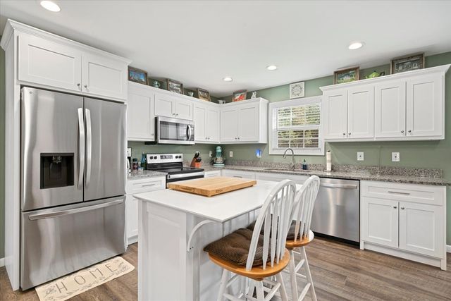 250 Old Babb Rd, Rocky Face, GA 30740