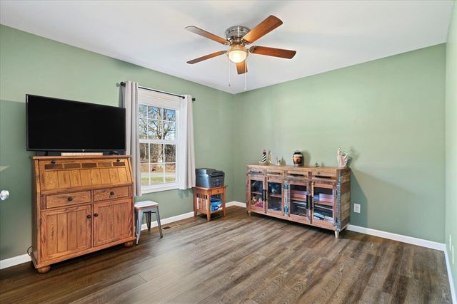 250 Old Babb Rd, Rocky Face, GA 30740