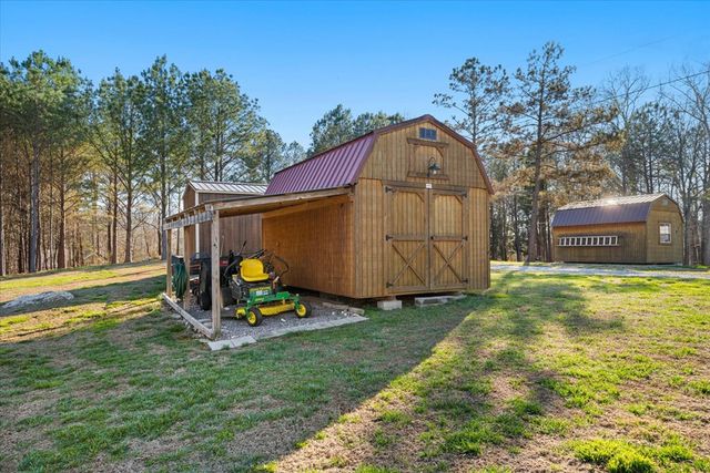 250 Old Babb Rd, Rocky Face, GA 30740