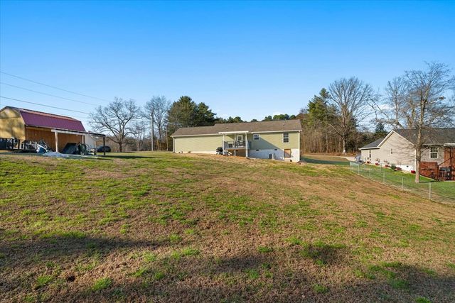 250 Old Babb Rd, Rocky Face, GA 30740