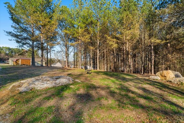 250 Old Babb Rd, Rocky Face, GA 30740