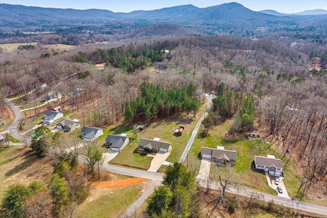 250 Old Babb Rd, Rocky Face, GA 30740