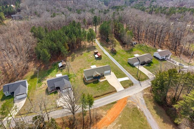 250 Old Babb Rd, Rocky Face, GA 30740