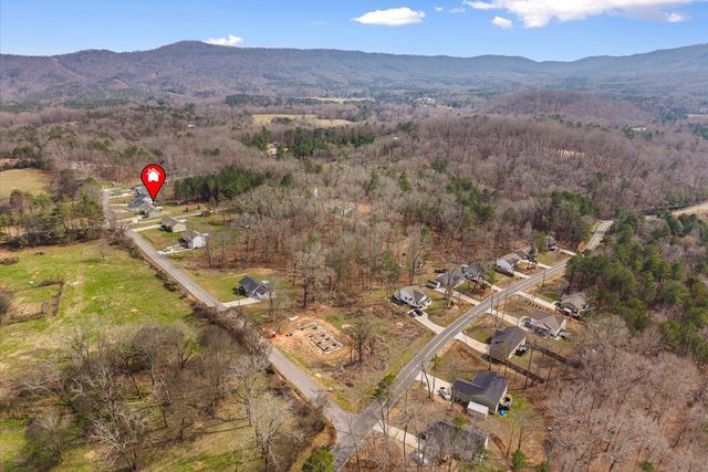 250 Old Babb Rd, Rocky Face, GA 30740